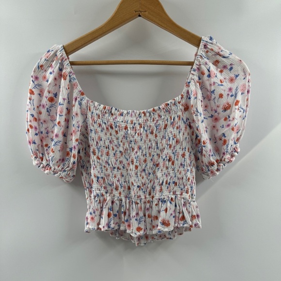 Forever 21 White Floral Smocked Puffed Sleeve Top – Size Small - Picture 1 of 5